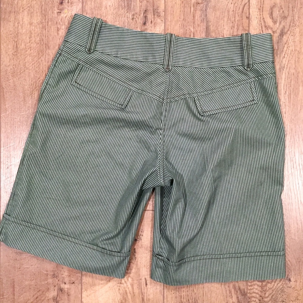 Tom K Nguyen Pinstripe Bermuda Shorts Green - Picture 5 of 7